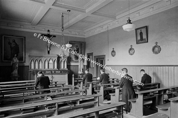 COLLEGE JUNIOR CHAPEL INTERIOR